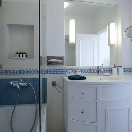 别墅 Dream Views, Steps Away From