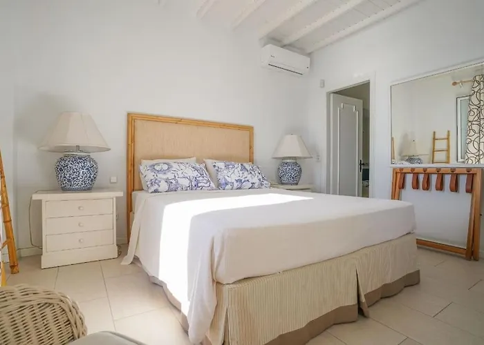 Villa Dream Views, Steps Away From *