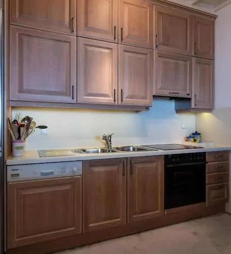 Villa Dream Views, Steps Away From