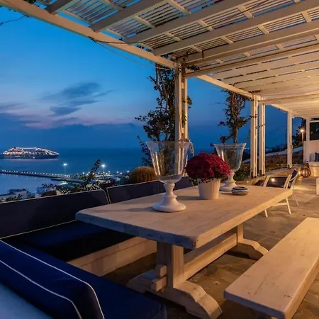 Villa Dream Views, Steps Away From