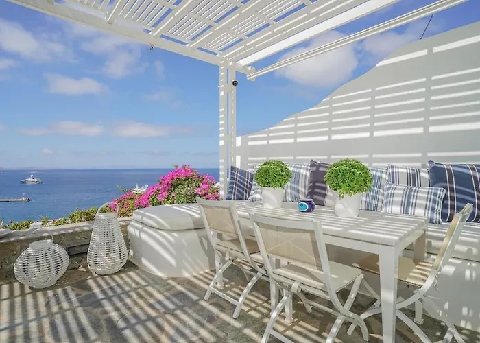 فيلة Dream Views, Steps Away From *